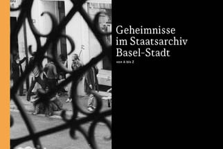 Schwarzweissbild mit Menschen, Buchcover von 'Geheimnisse im Staatsarchiv Basel-Stadt'