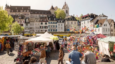 Neuwarenmarkt Barfüsserplatz