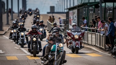 Viele Bikers auf den Strassen Basels.