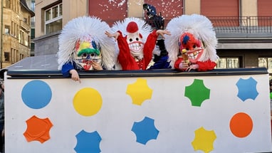 Drei Kinderwaggis am Fasnachtszystig