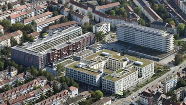 Drohnenbild des Westfelds mit Blick in den Süden 