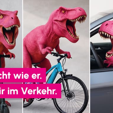 Rosa Dinosaurier auf Roller, Fahrrad, im Auto mit Text über Verkehrssicherheit.