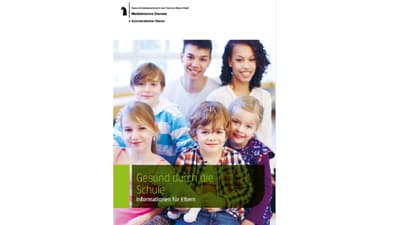 Gruppe von lächelnden Kindern auf einer Gesundheitsbroschüre-Cover.