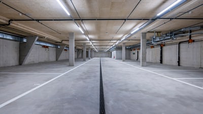 Einstellhalle im Untergeschoss