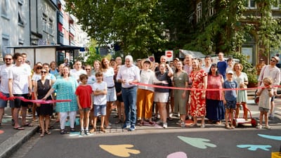 Feierlicher Banddurchschnitt