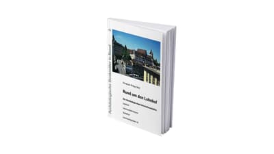 Buchcover mit Foto von Stadt und Titel 'Rund um den Lohnhof'.