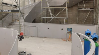 Blick auf die Besuchertreppe 