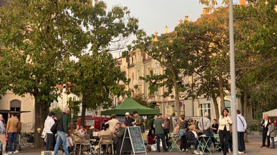 Der Abendmarkt auf dem Rütimeyerplatz