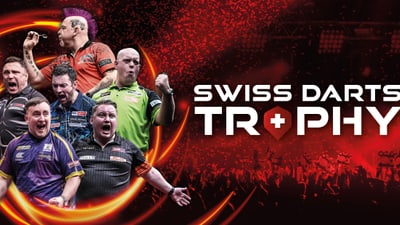 Swiss Darts Trophy Poster mit jubelnden Spielern und Logo.