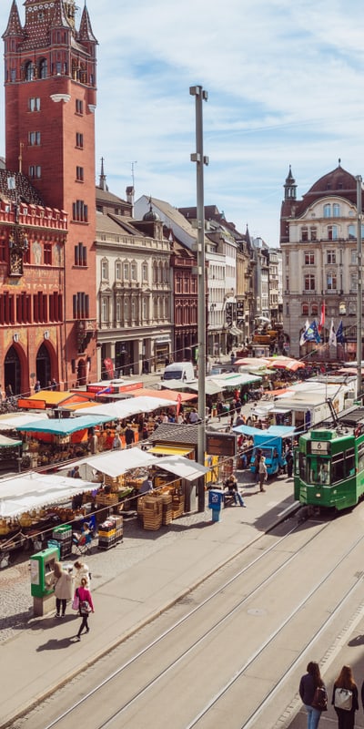Blick auf den Basler Stadtmarkt