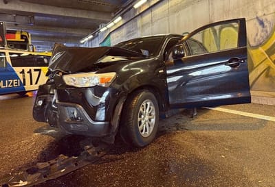 Unfallauto auf der Autobahn A3 vom 21. August 2025
