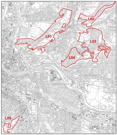 Stadtkarte mit roten Umrissen nummerierter Zonen.