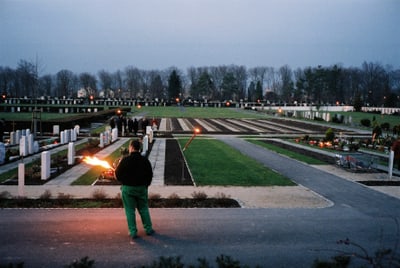 Fackeln auf dem Friedhof am Hörnli 